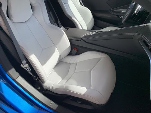 Used 2024 Chevrolet Corvette Stingray Coupe w/ Z51 Performance Package image 34