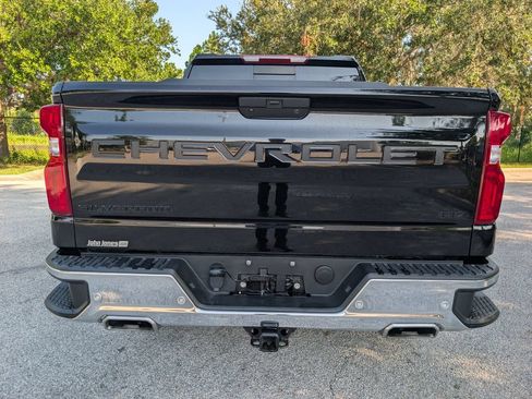 Used 2022 Chevrolet Silverado 1500 LTZ AWD/4WD image 7