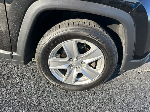 Used 2022 Jeep Compass Latitude image 19