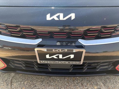 Used 2023 Kia Forte GT-Line w/ GT-Line Technology Package FWD image 31