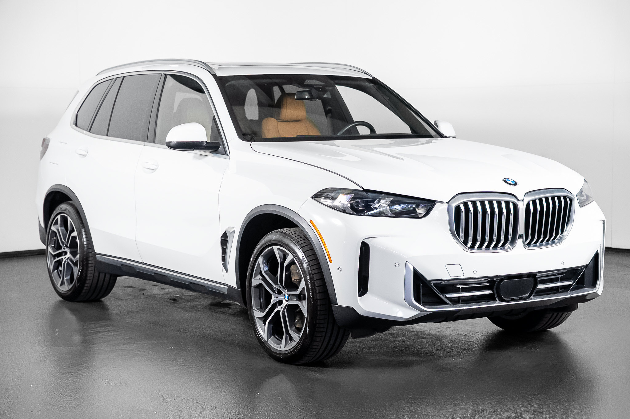 Used 2024 BMW X5 sDrive40i RWD image 38