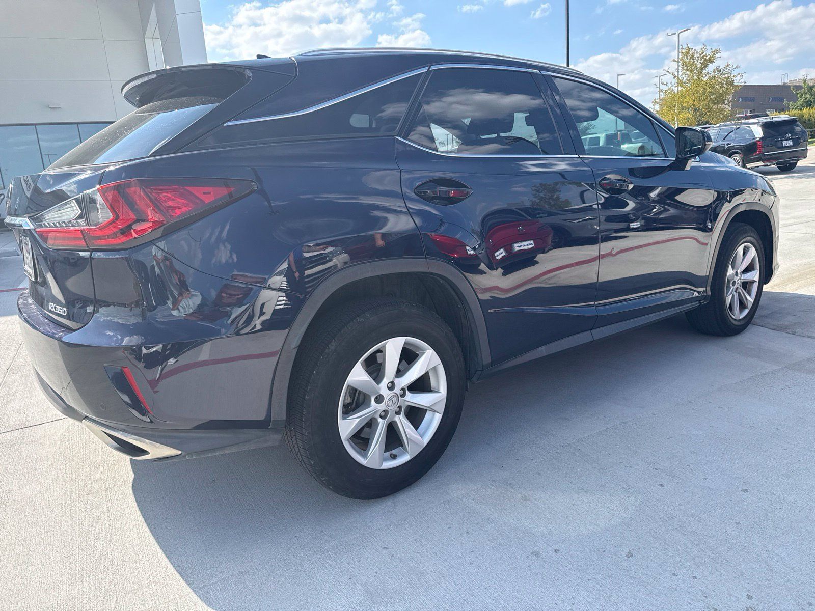 Used 2016 Lexus RX 350 FWD w/ Premium Package image 3