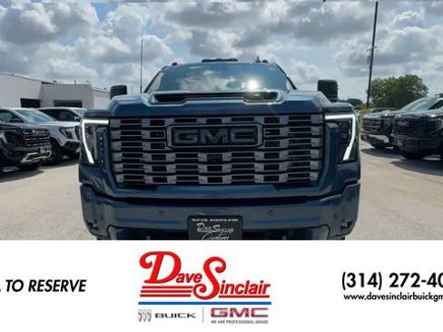 New 2026 GMC Sierra 2500 Denali Ultimate AWD/4WD image 3