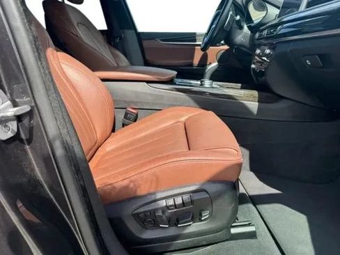 Used 2018 BMW X5 xDrive50i AWD/4WD image 14