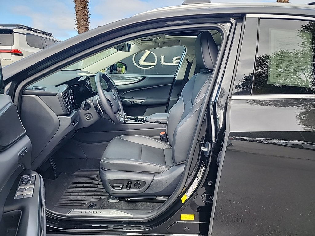 Certified 2026 Lexus NX 350h AWD w/ Accessory Package (2T) image 8