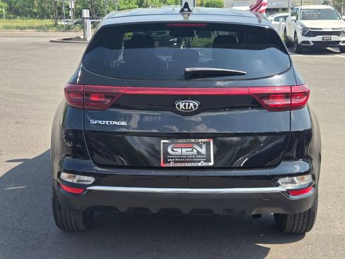 Used 2022 Kia Sportage LX AWD/4WD image 5