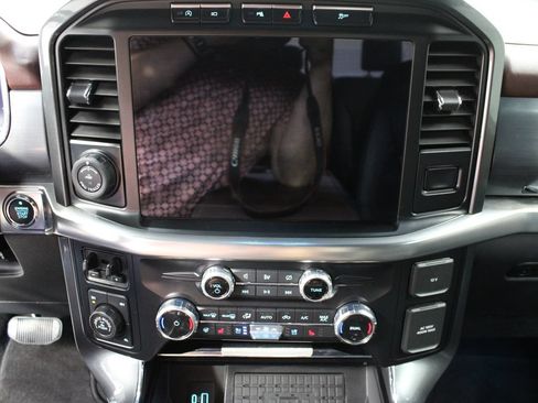 Used 2023 Ford F150 Lariat w/ Equipment Group 502A High AWD/4WD image 20