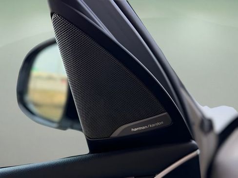 Used 2023 BMW X3 sDrive30i w/ M Sport Package image 16