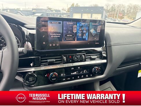 New 2026 Nissan Pathfinder SV image 17