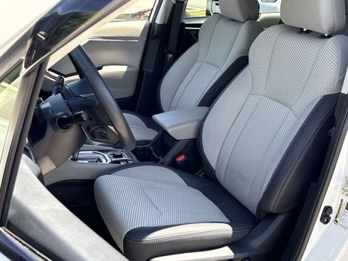 Used 2021 Subaru Forester Premium AWD/4WD image 11