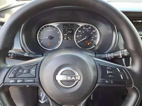 Used 2024 Nissan Kicks S image 14