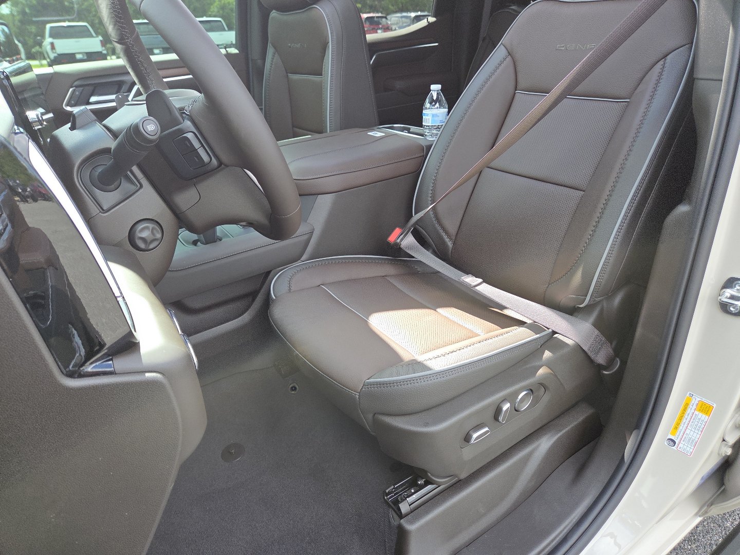 New 2026 GMC Sierra 1500 Denali AWD/4WD image 28