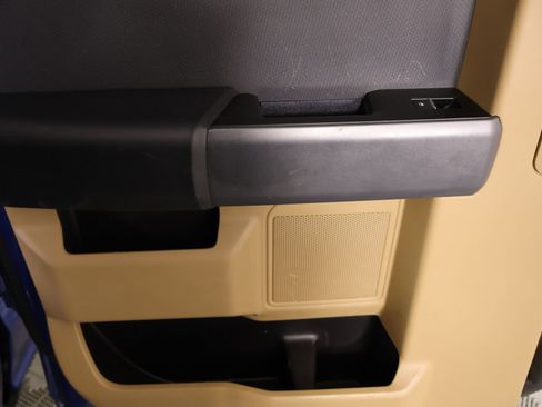 Used 2022 Ford F150 XLT w/ Equipment Group 302A High image 17