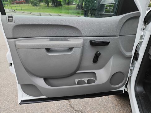 Used 2011 Chevrolet Silverado 2500 W/T RWD image 15