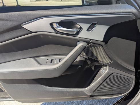 Certified 2025 Acura TLX w/Technology Package image 10