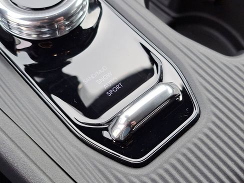 New 2026 Jeep Cherokee Laredo AWD/4WD image 9