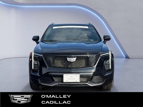 Certified 2024 Cadillac XT4 Sport image 8