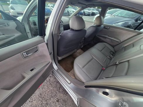 Used 2005 Nissan Maxima 3.5 SE w/ (S03) Driver Preferred Pkg FWD image 14