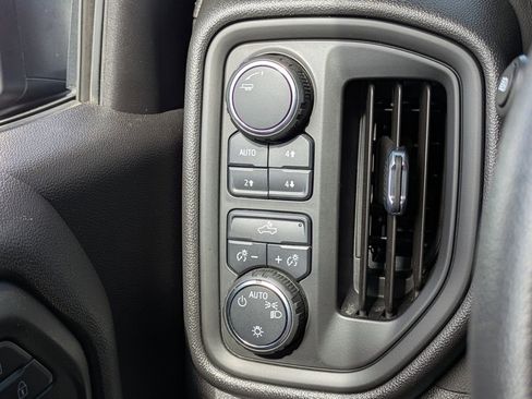 Used 2024 Chevrolet Silverado 1500 Custom Trail Boss w/ LPO, Dark Essentials Package image 27