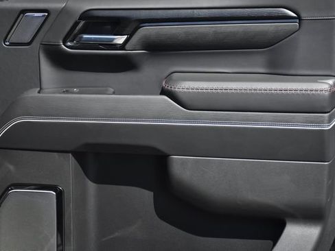 Used 2025 GMC Sierra 1500 AT4X AWD/4WD image 25