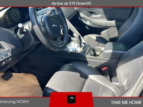 Used 2018 Jaguar E-PACE SE AWD/4WD image 16