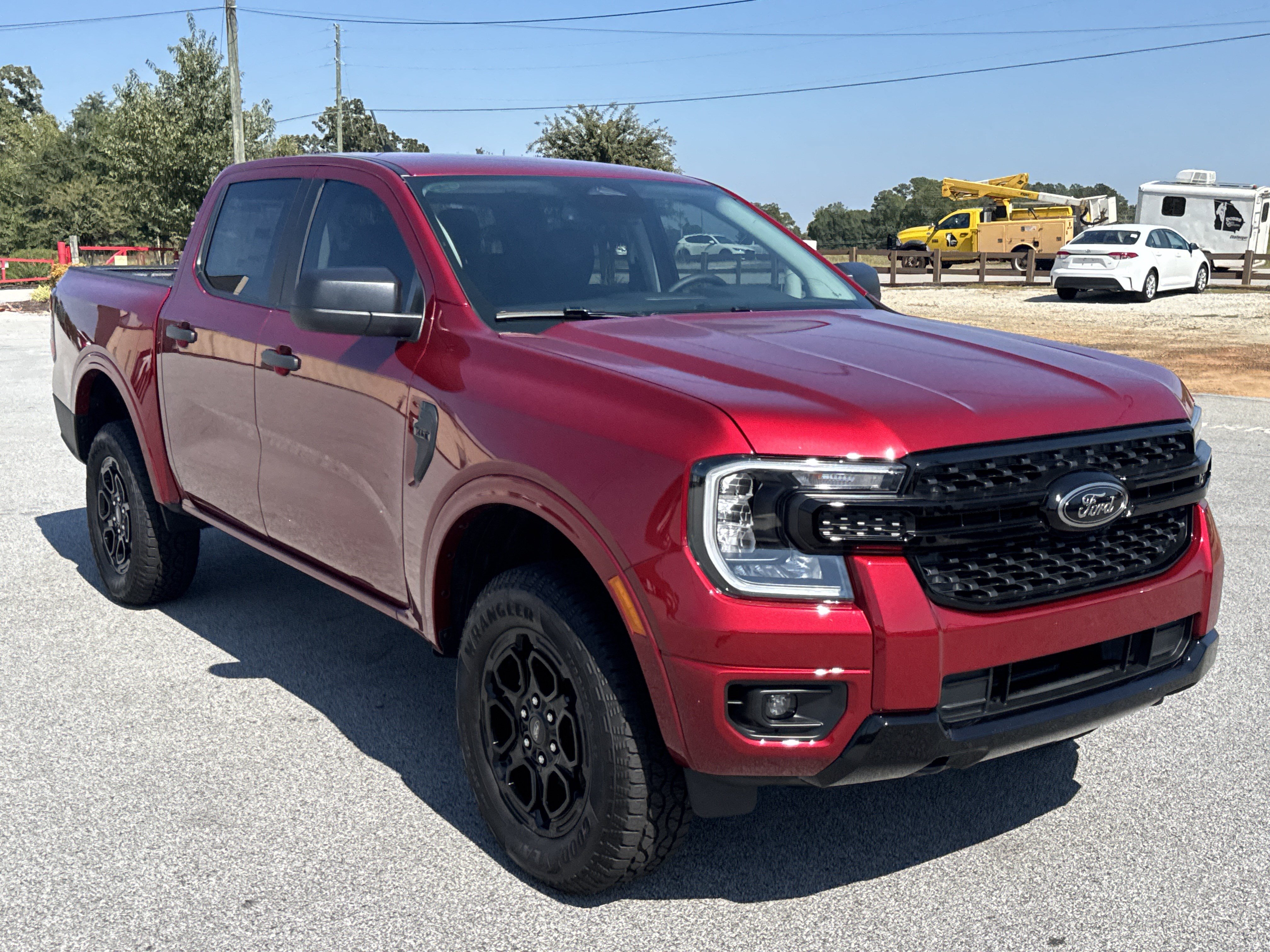 New 2026 Ford Ranger XLT w/ FX4 Off-Road Package AWD/4WD image 4