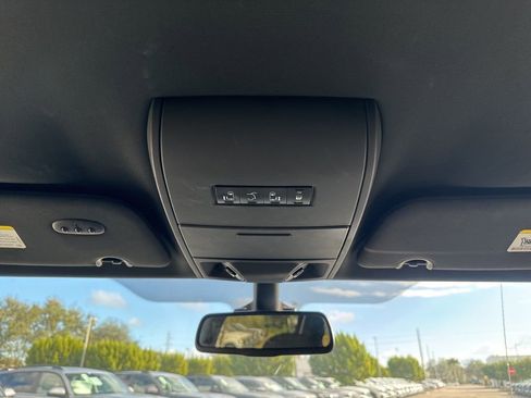 Used 2018 Dodge Grand Caravan GT image 14