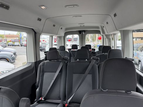 Used 2022 Ford Transit 350 XLT RWD image 17