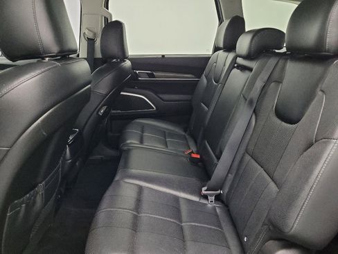 Used 2020 Kia Telluride EX image 18