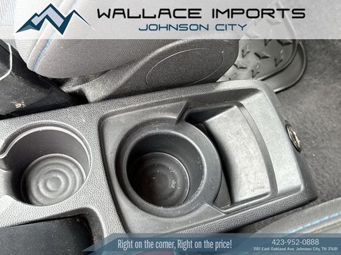 Used 2012 Ford Fiesta SES FWD image 18