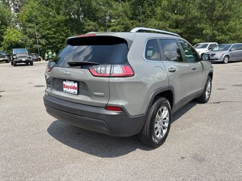 Used 2021 Jeep Cherokee Latitude Plus w/ Sun & Sound Group AWD/4WD image 22