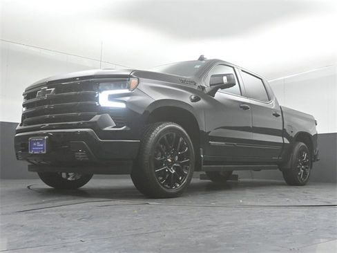 Used 2026 Chevrolet Silverado 1500 High Country w/ Midnight Edition image 33