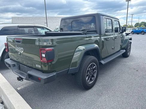 Used 2023 Jeep Gladiator Overland w/ LED Lighting Group AWD/4WD image 4