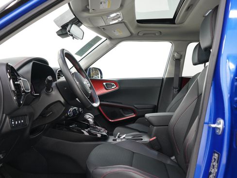 Used 2024 Kia Soul GT-Line w/ GT-Line Technology Package FWD image 22