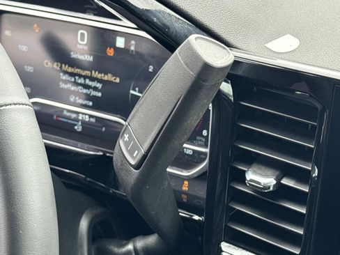 Used 2023 GMC Sierra 1500 Elevation image 8