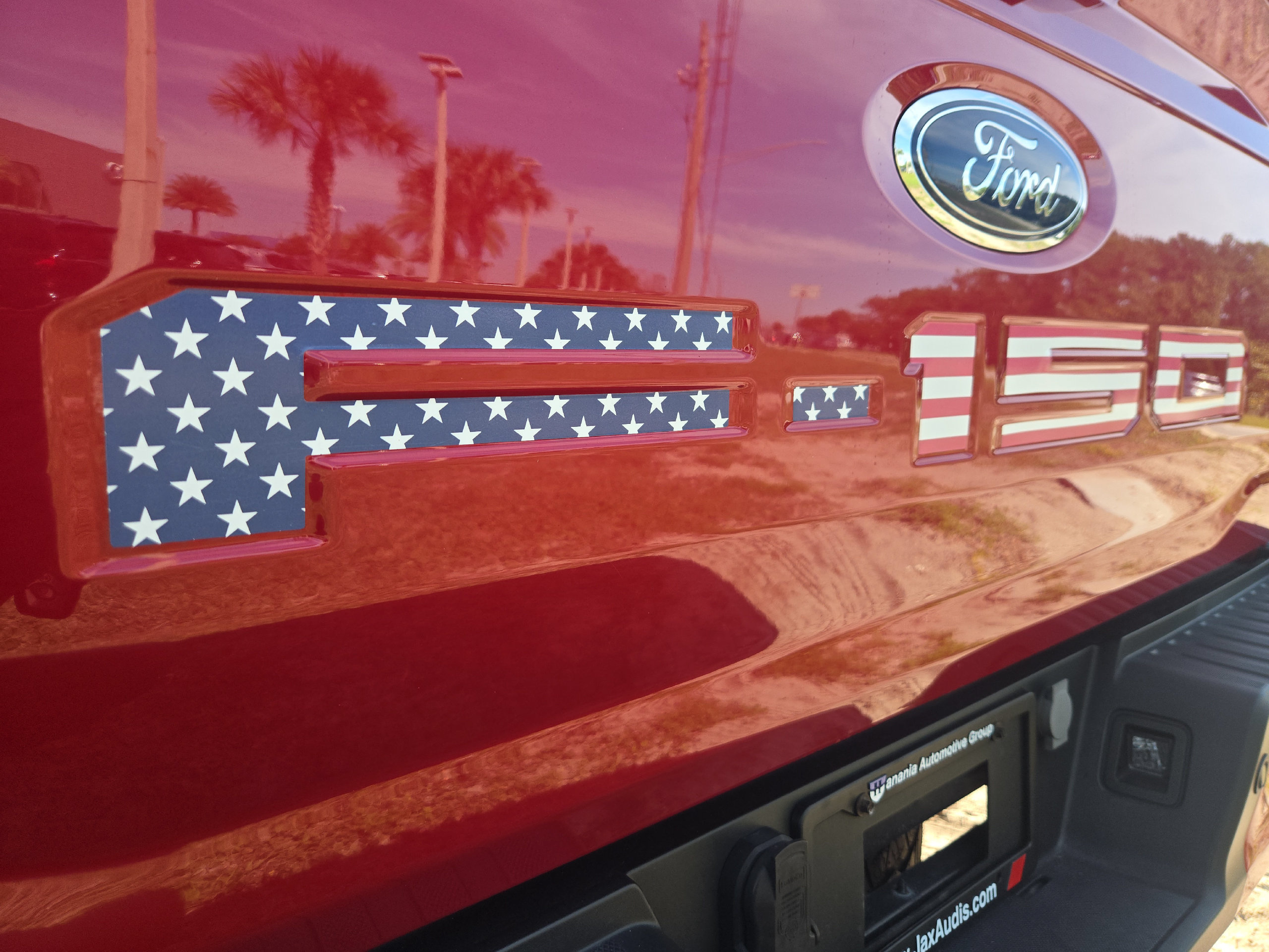 Used 2023 Ford F150 Lariat AWD/4WD image 11