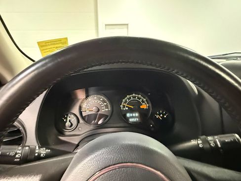Used 2017 Jeep Patriot High Altitude AWD/4WD image 76