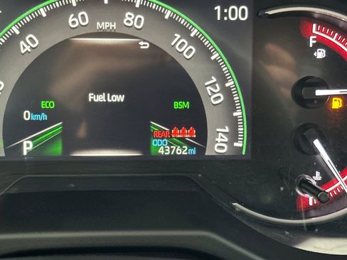 Used 2024 Toyota RAV4 XLE image 24