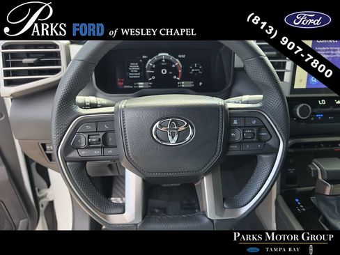 Used 2025 Toyota Tundra Limited AWD/4WD image 27