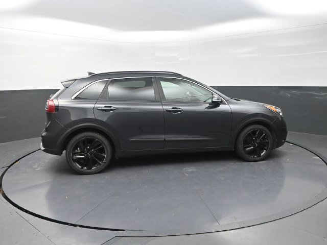 Used 2018 Kia Niro EX w/ EX Touring Graphite Edition FWD image 9