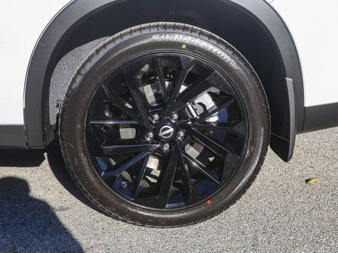 New 2026 Nissan Rogue SL AWD/4WD image 10
