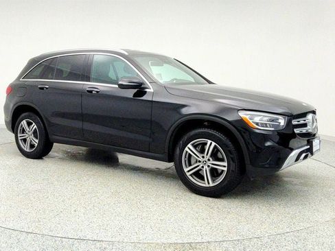 Used 2022 Mercedes-Benz GLC 300 GLC 300 SUV with 12.3'' Digita image 3