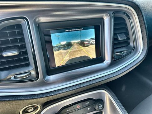 Used 2020 Dodge Challenger SXT image 29