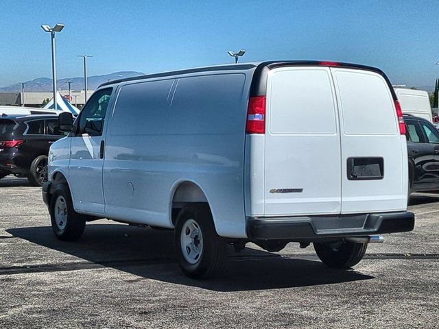 New 2026 Chevrolet Express 2500 RWD image 6