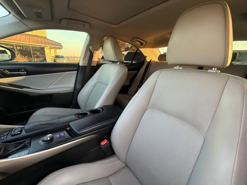 Used 2015 Lexus IS 250 AWD w/ Navigation System Package image 17