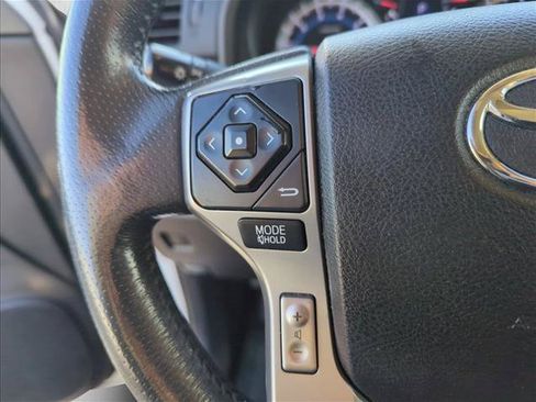 Used 2016 Toyota 4Runner SR5 Premium RWD image 16