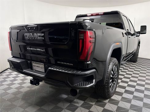 New 2026 GMC Sierra 2500 Denali Ultimate AWD/4WD image 6