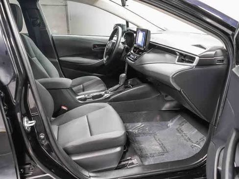 Certified 2023 Toyota Corolla LE image 17