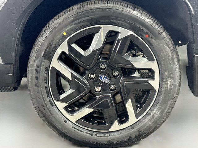New 2026 Subaru Forester Touring AWD/4WD image 32