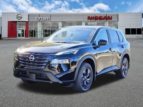 New 2026 Nissan Rogue SV FWD image 8